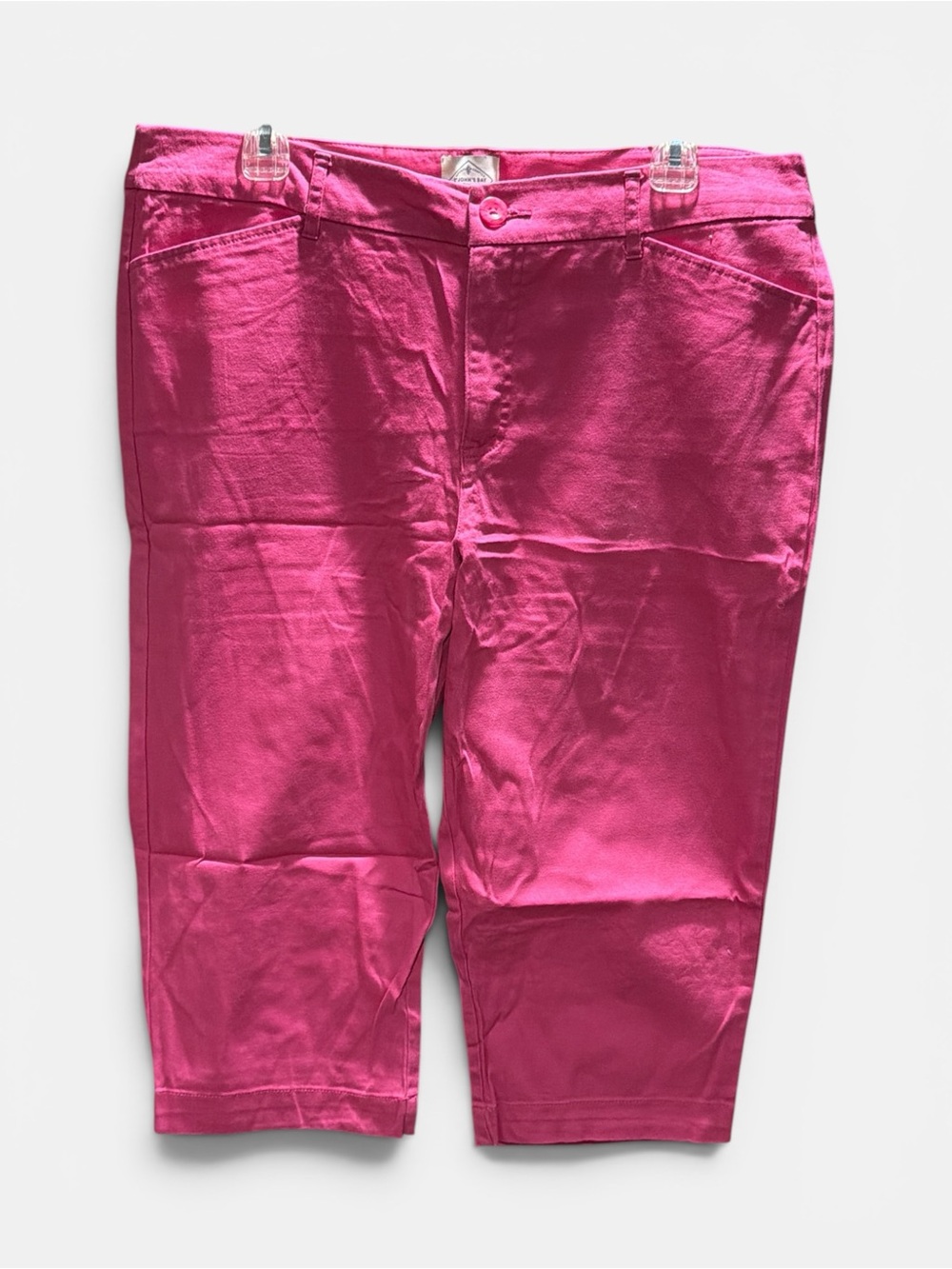 St. John's Bay Hot Pink Capris